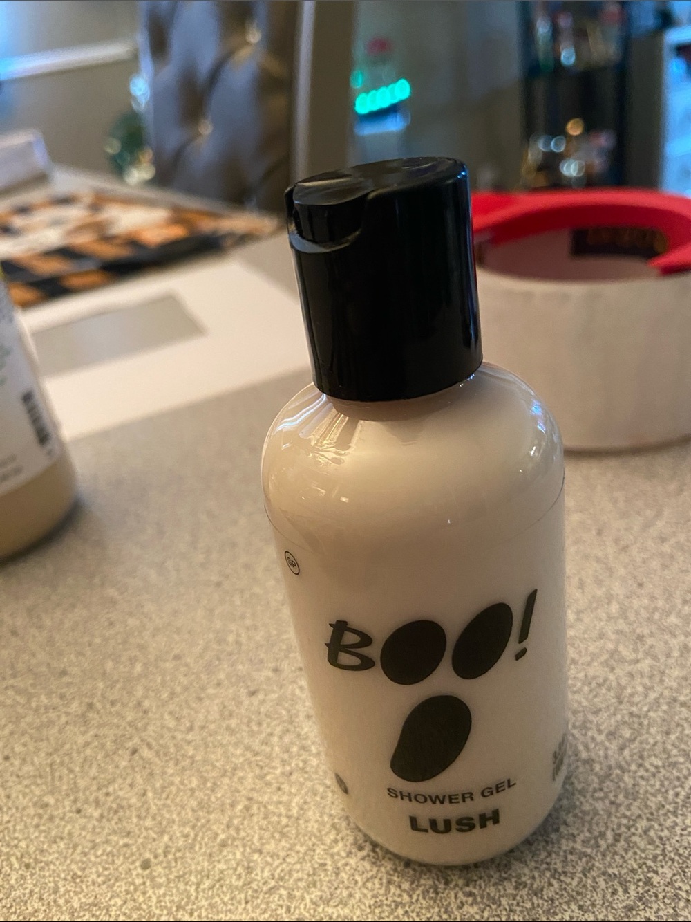 Lush Boo! Shower Gel – White and Black